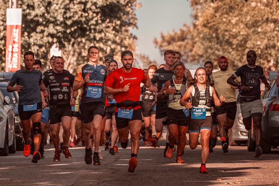 Hook Norton Brewery Supports 40th Anniversary Hooky 6-Mile Road Race