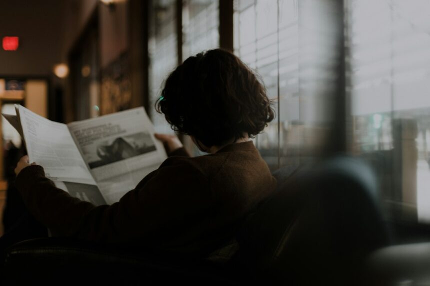 Why Reading in Public Still Feels Different
