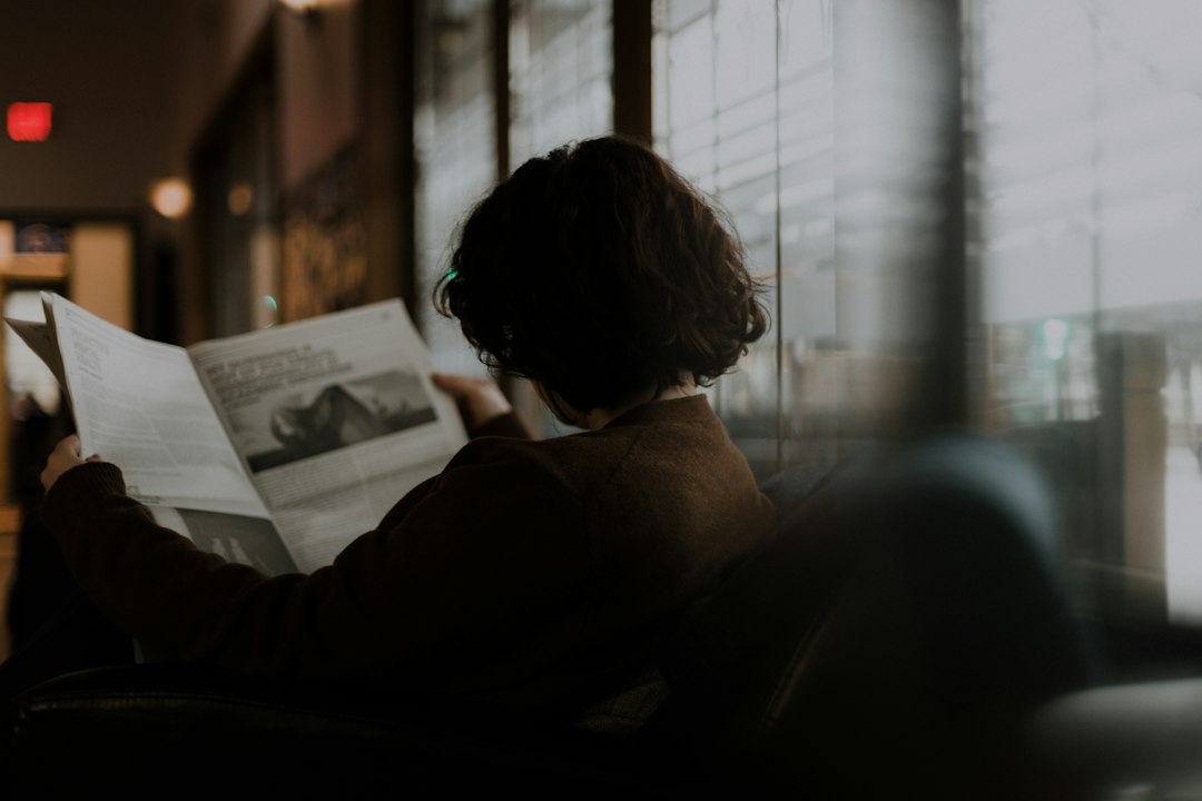 Why Reading in Public Still Feels Different